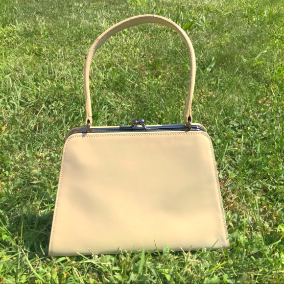 Vintage Handbags - vintage tan leather handbag